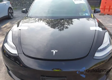 2018 Tesla Model 3 Long Range/Performance from USA, damaged, VIN 5YJ3E1EBXJF068470